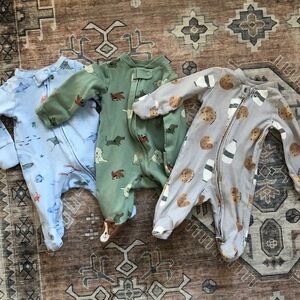 Carters Onesies (set of 3)